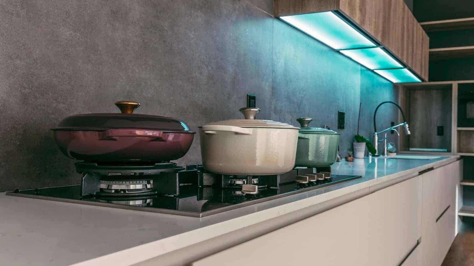 How to Clean Le Creuset Cookware the Proper Way THE CROWN CHOICE