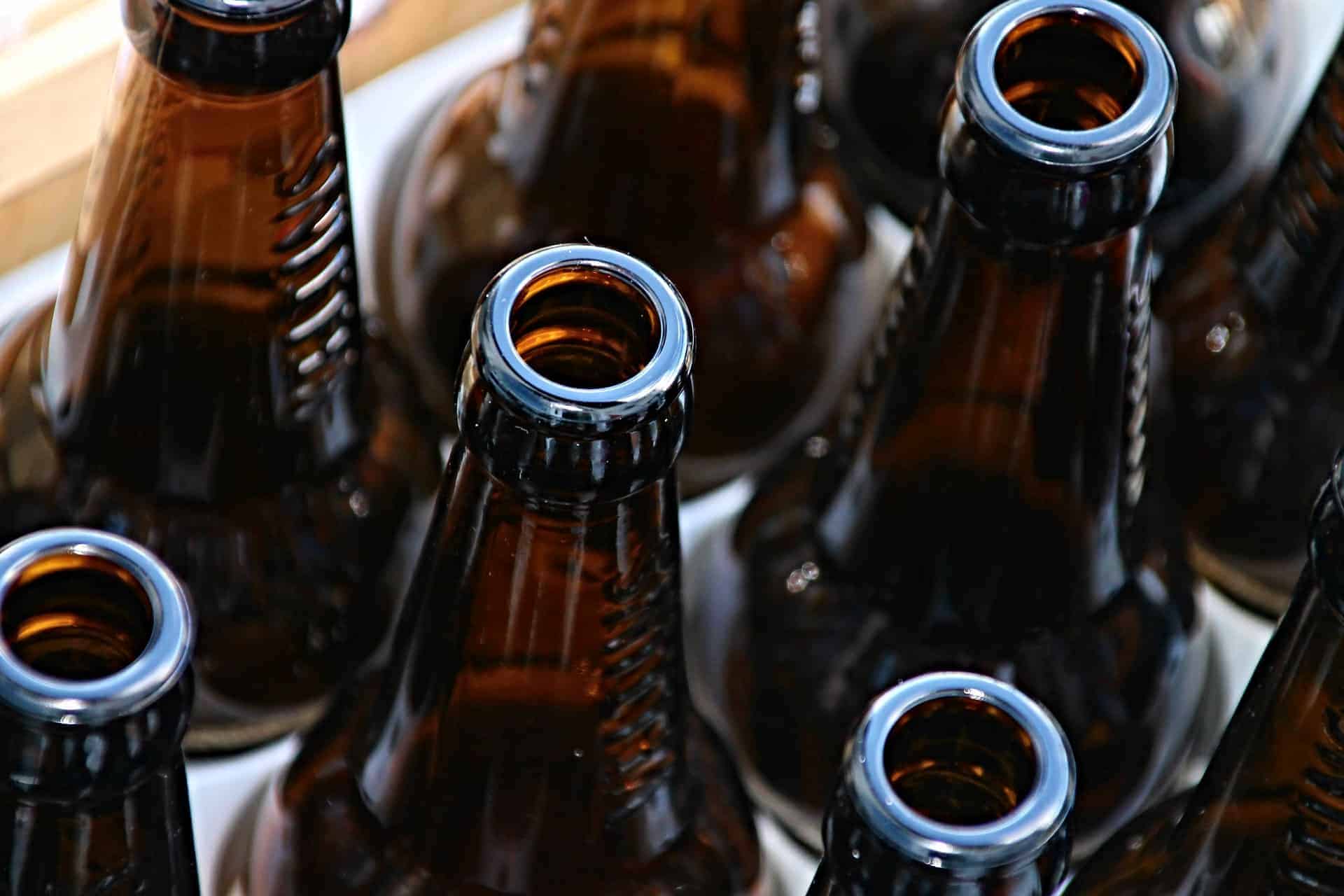 How to Clean Beer Bottles THE CROWN CHOICE